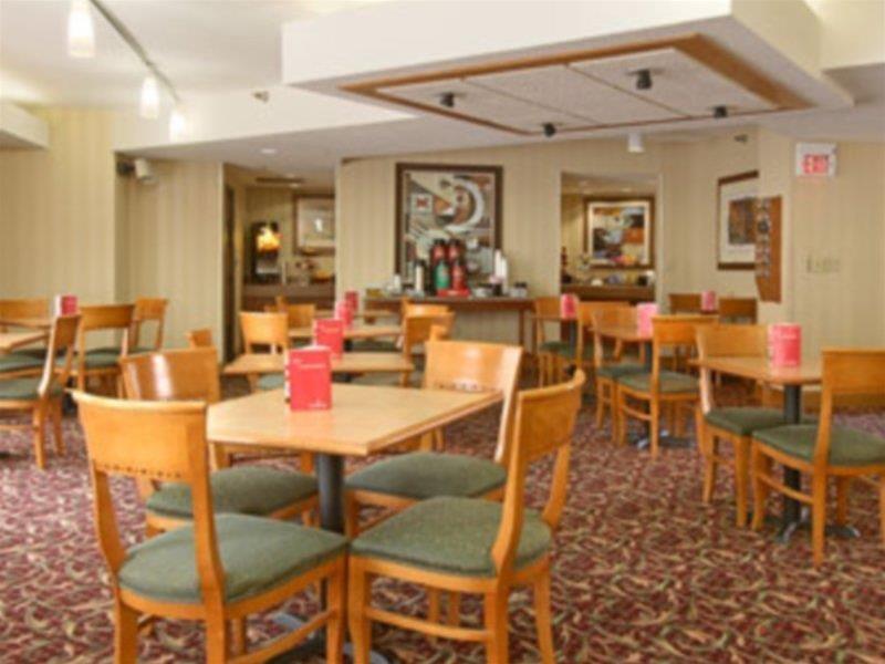 Holiday Inn Indianapolis - Airport Area N By Ihg Exterior foto
